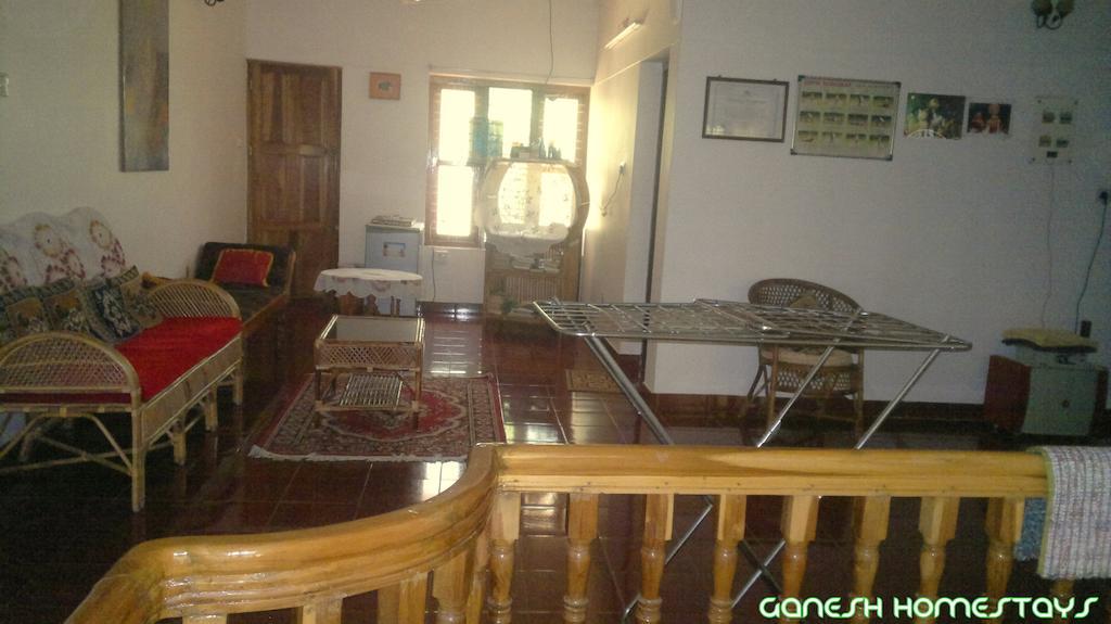 Ganesh House Homestay コーバラム エクステリア 写真