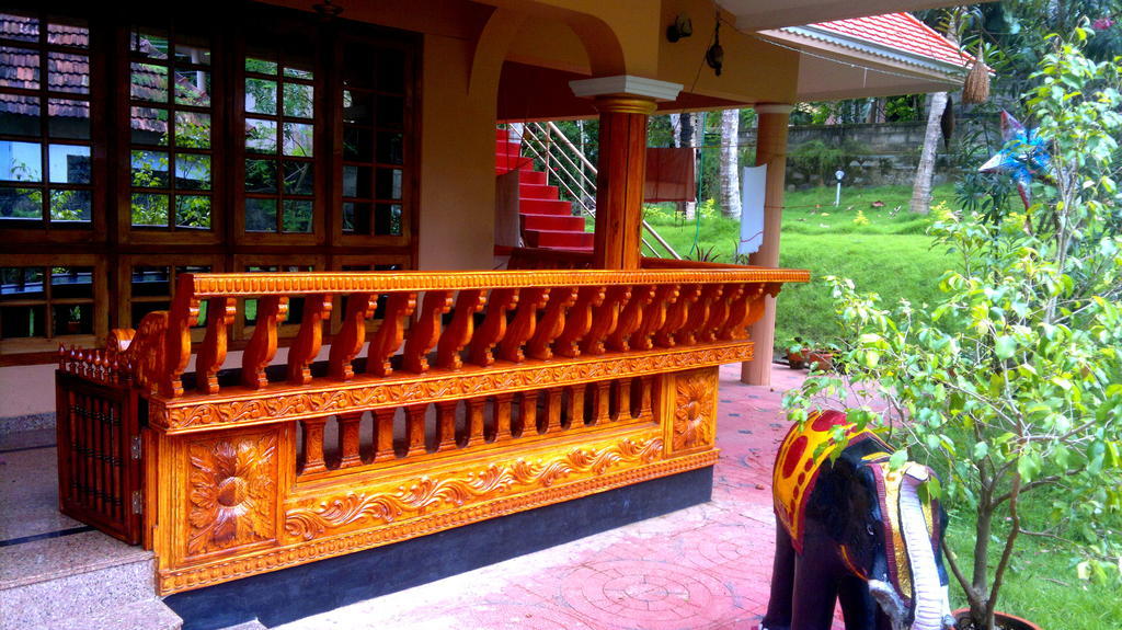 Ganesh House Homestay コーバラム エクステリア 写真