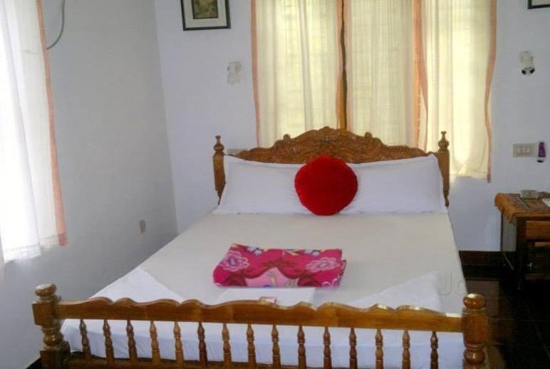 Ganesh House Homestay コーバラム エクステリア 写真