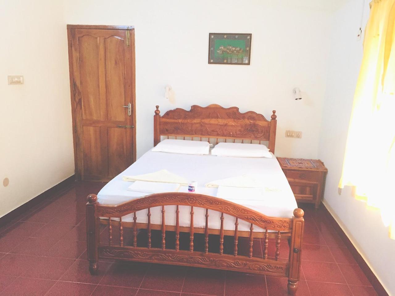 Ganesh House Homestay コーバラム エクステリア 写真